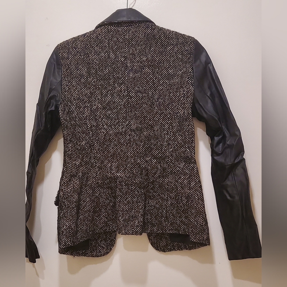 Jacket - Picture 2 of 4